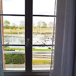 L'anse Rouge, Vue Sur Le Port