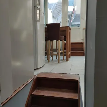 L'anse Rouge, Vue Sur Le Port