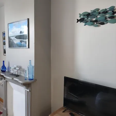 L'anse Rouge, Vue Sur Le Port Ferienhaus *