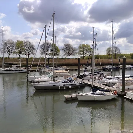Holiday home L'anse Rouge, Vue Sur Le Port Saint-Valery-sur-Somme
