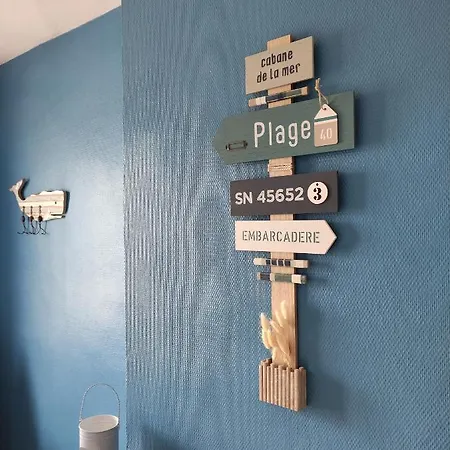 L'anse Rouge, Vue Sur Le Port * Saint-Valéry-sur-Somme