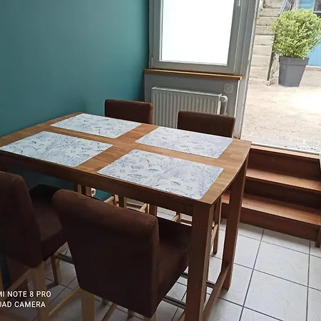 L'anse Rouge, Vue Sur Le Port