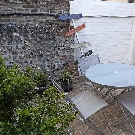 L'anse Rouge, Vue Sur Le Port Ferienhaus *